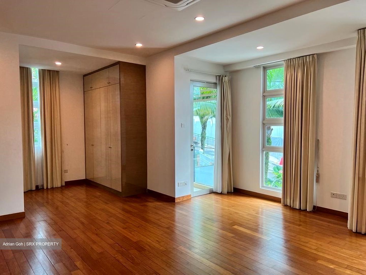 Namly Crescent (D10), Semi-Detached #607017321
